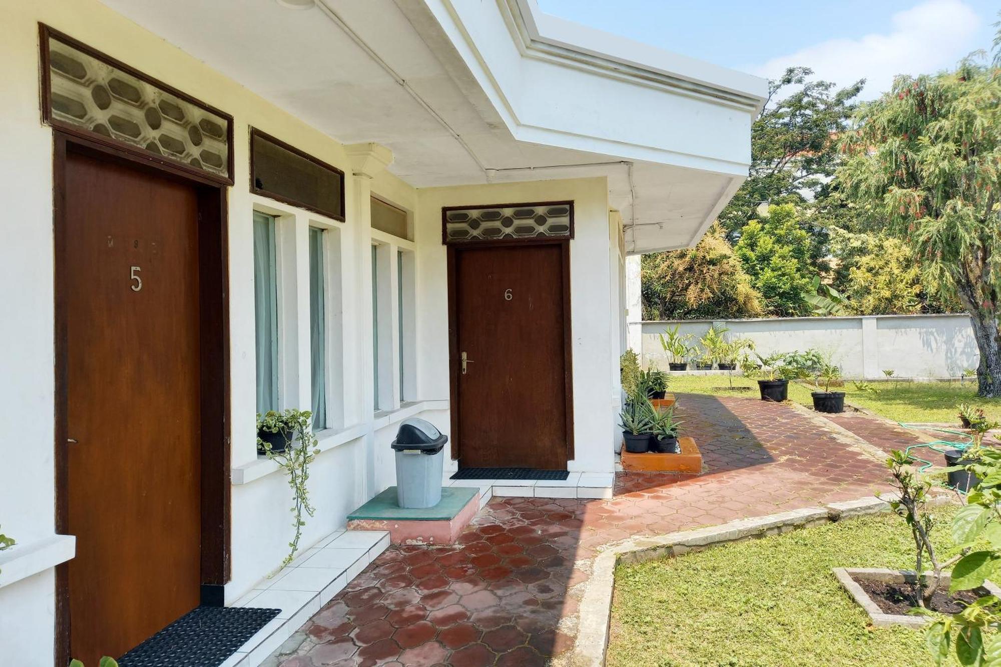 Vanda Villa Batu Экстерьер фото